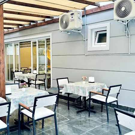 Hotell Toprak *